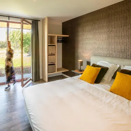 Oversteekhof فندق مبيت وإفطار *